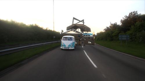 House transforms into a DubBox preview image