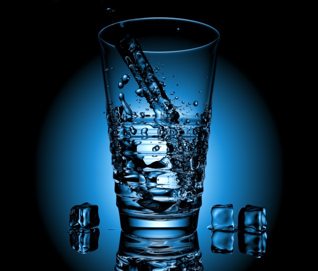 Glass and Water (cycles w/ no nodes)  preview image 1