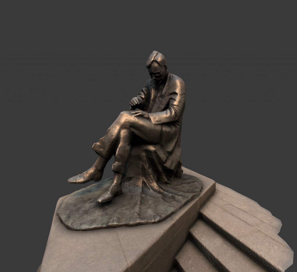 Dmitri Shostakovich statue preview image 2