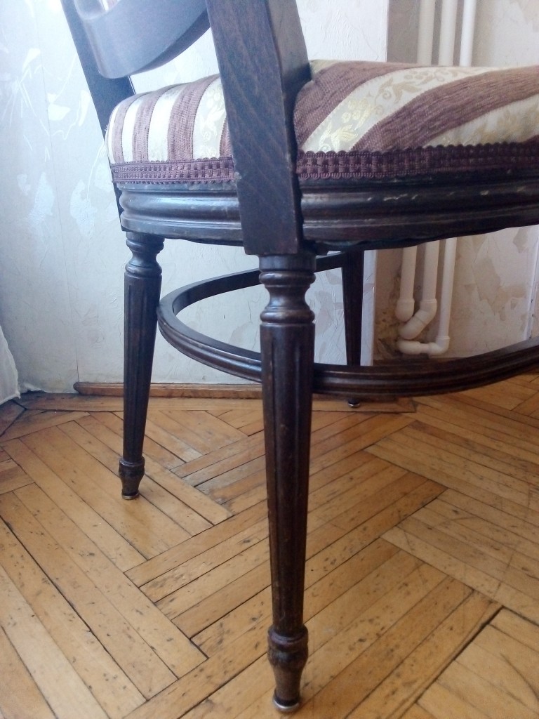 Classical Chair preview image 5