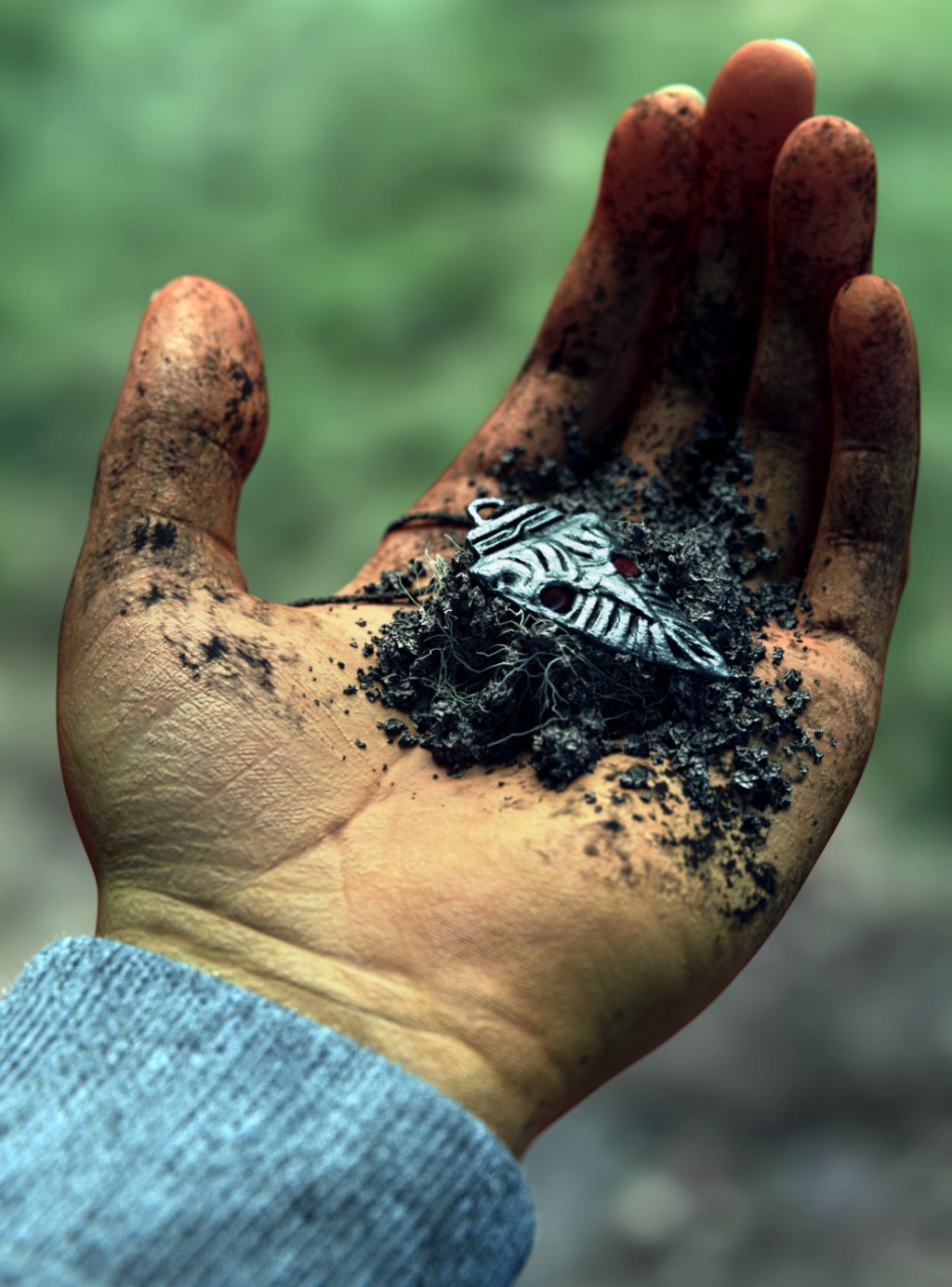 rat amulet preview image 1